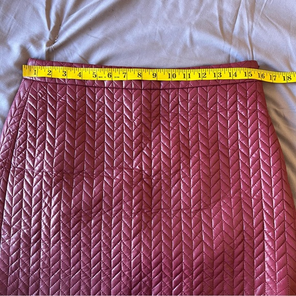 Commense Quilted Red Faux Leather Mini Skirt - NWT - Picture 6 of 7